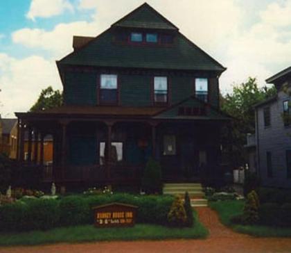 the Harney House Inn Indianapolis Indiana